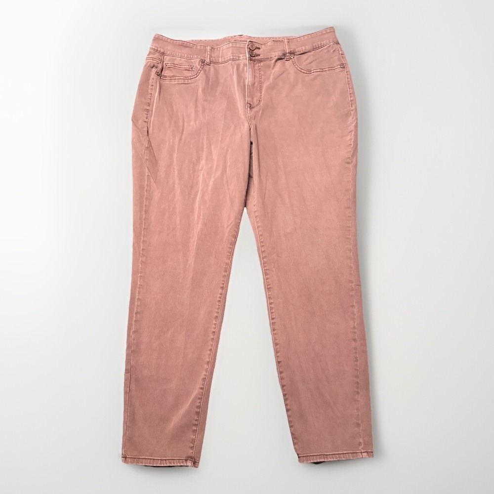 Maurice's Women's Jeans Size 22W‎ Regular Red Wash Tapered Leg 39x28.5